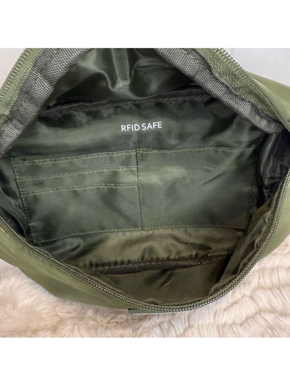 FOLDIE CROSSBODY BAG UNISEX ANTI-THEFT RFID ARMY GREEN - Picture 7 of 15